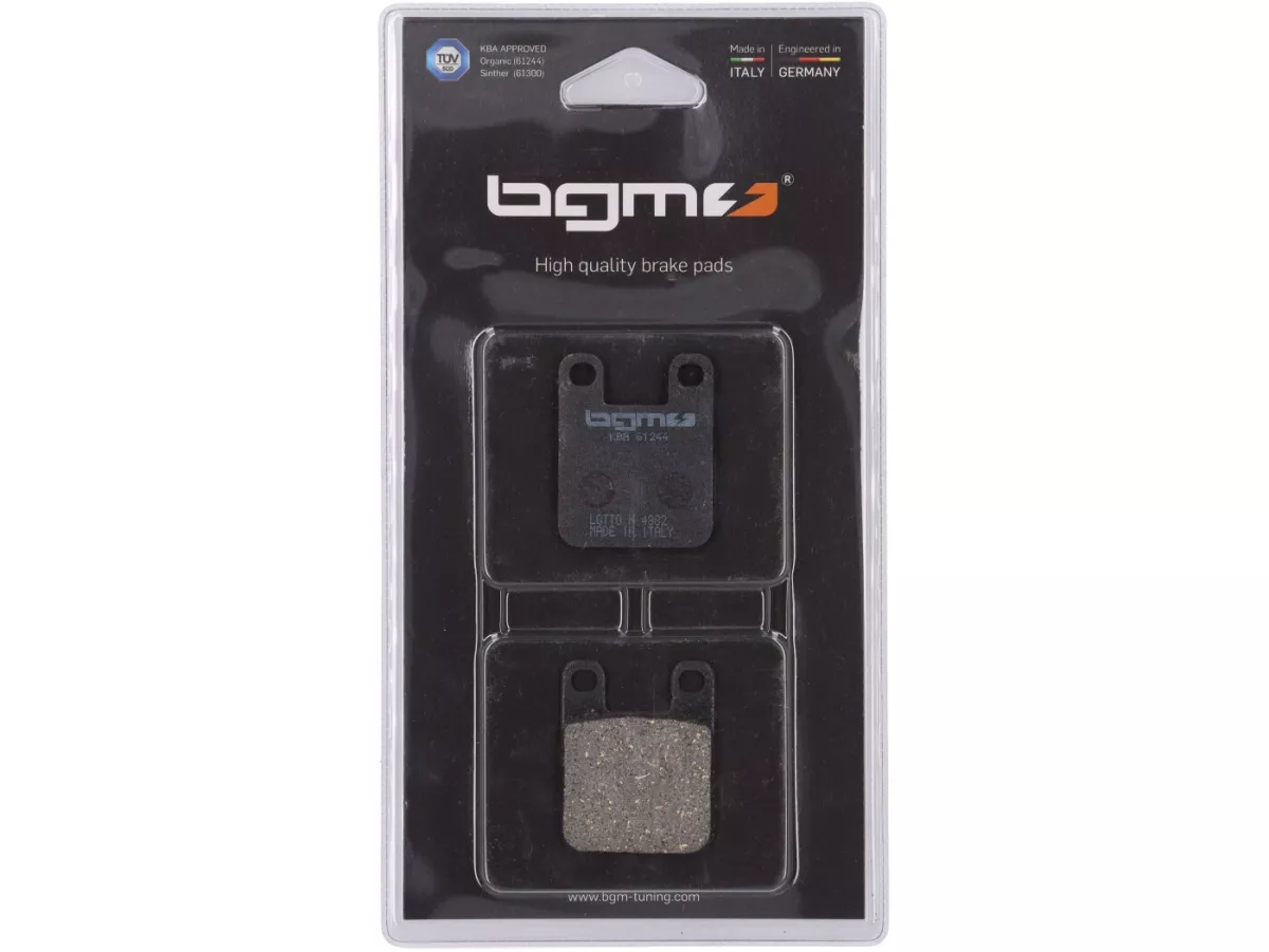 Plaquettes de frein -BGM 36x45mm- BETA Eikon 50cc (1999) (av./ar.), DERBI Atlantis 50cc (1999) (av.), Atlantis 100cc (2001) (av.), Atlantis 100cc 4T (2001) (av.), Aventura 50cc (1996) (av.), GP 1 50cc (2001-2004) (av./ar.), GP 1 50cc (2005) (ar.), GPR 125