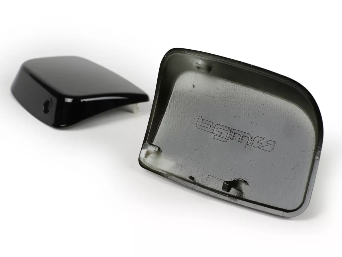 Coperchio set pompa freno -BGM PRO, senza fori per specchietti- Vespa GTL125/200 (ZAPM311, ZAPM312), GTS125 (ZAPM313), GTS250 (ZAPM451), GTS300 (ZAPM452), GTS i.e. Super125 (ZAPM453), GTS i.e. Super300 (ZAPM452) - nero (094)