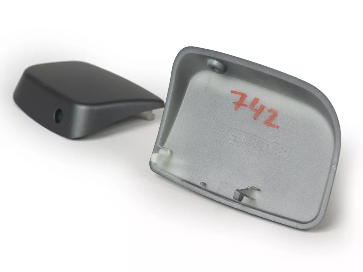 Afdekking rempompset -BGM PRO, zonder spiegelgaten- Vespa GTL125/200 (ZAPM311, ZAPM312), GTS125 (ZAPM313), GTS250 (ZAPM451), GTS300 (ZAPM452), GTS i.e. Super125 (ZAPM453), GTS i.e. Super300 (ZAPM452) - titaniumgrijs (742/B)