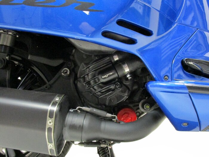 Couvercle pompe à eau -BGM PRO Faster Flow- Vespa GT, GTS, GTL, GTV 125-300, GTS300 HPE - noir anodisé