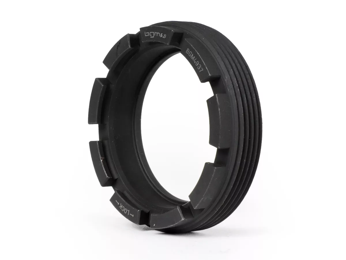 Dado castello cuscinetto ruota posteriore - BGM Original -VESPA Øi=37mm, Øa=49mm, denti=9- Vespa VNA1T, VNA2T, VNB1T, VNB2T, VNB3T, VNB4T, VNB6T, VBA1T, VBA2T, VBB1T, VBB2T, GL (VLA1T), GT (VNL1T), Sprint (VNL2T 30001-76107), GTR (VNL2T -118278), Sprint (
