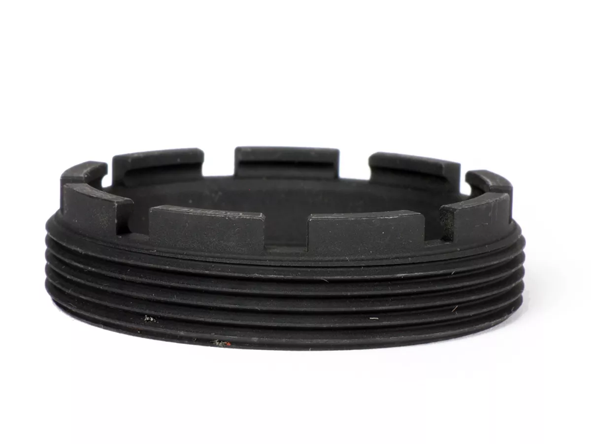 Écrou crénelé pour roulement roue arrière- BGM Original -VESPA Ø int.=40mm, Ø ext.=49mm, dents=9- Vespa Super 125 (VNC1T), Super 150 (VNB1T, -153261), pour roulement roue avant Vespa GS160 (VSB1T, VSB2T), SS180 (VSC1)