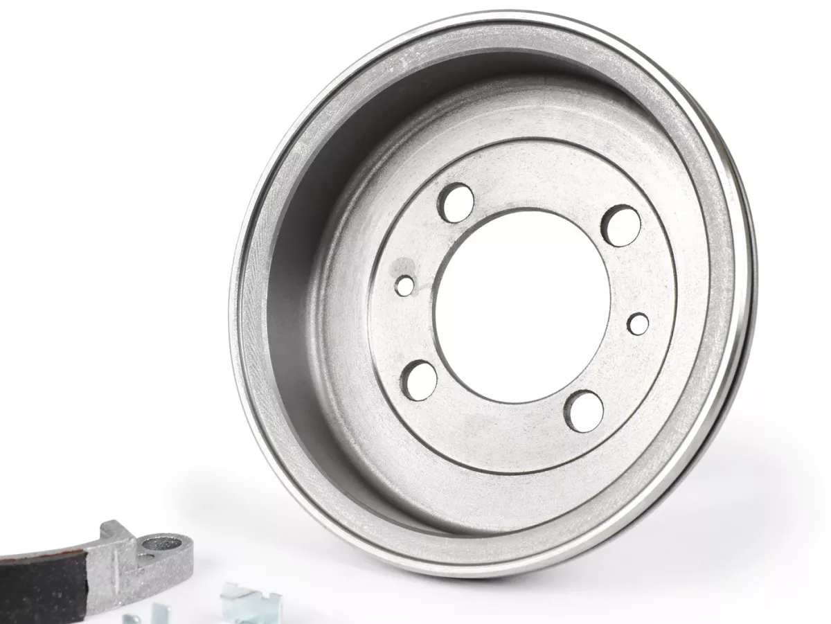 Tambour de frein avant 8 pouces avec mâchoires de frein -BGM PRO fonte grise- Vespa Wideframe V1-15, V30-33, VU, VM, VN, VL, VB, ACMA, Hoffmann, Largeframe VBA, VBB, VNA, VNB