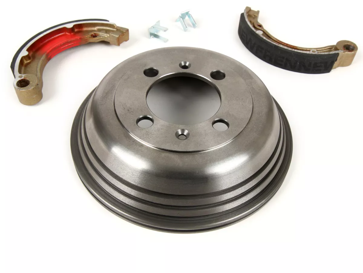 Brake drum, rear 8 inch incl. brake shoes, 2 anchor pins -BGM PRO cast iron- Vespa VNB4T-VNB6T, VBB2T