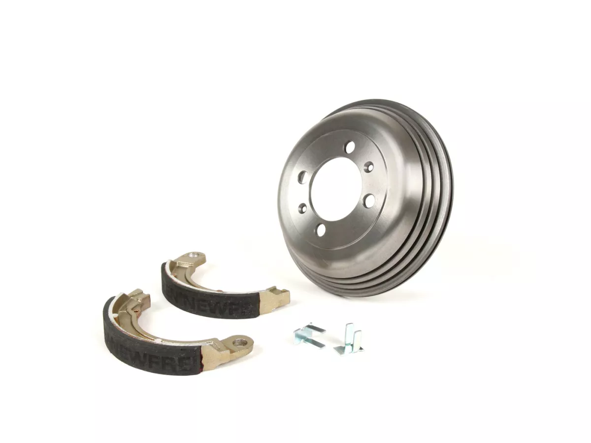 Tromol rem belakang 8 inci termasuk sepatu rem, 1 dudukan -BGM PRO besi cor abu-abu- Vespa Wideframe V1-15, V30-33, VU, VM, VN, VL, VB, VBA1T, VBB1T, VNB2T, VNB3T, VNA, ACMA, Hoffmann