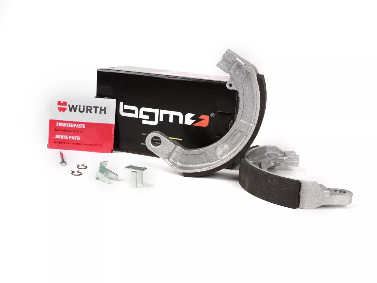 Remschoenen -BGM PRO Ø=150x25mm voor Vespa Rally180 (VSD1T), Rally200 (VSE1T) (v), Sprint (v), TS (v), GT125 (VNL2T) (v), GTR125 (VNL2T) (v), GL150 (VLA1T) (v), SS180 (v), GS160 (v), GS150 / GS3 (VS1T-VS4T) (vh) (VS5T) (v)