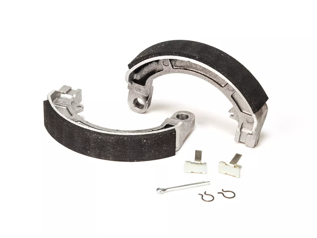 Remschoenen -BGM PRO Ø=150x25mm voor Vespa Rally180 (VSD1T), Rally200 (VSE1T) (v), Sprint (v), TS (v), GT125 (VNL2T) (v), GTR125 (VNL2T) (v), GL150 (VLA1T) (v), SS180 (v), GS160 (v), GS150 / GS3 (VS1T-VS4T) (vh) (VS5T) (v)