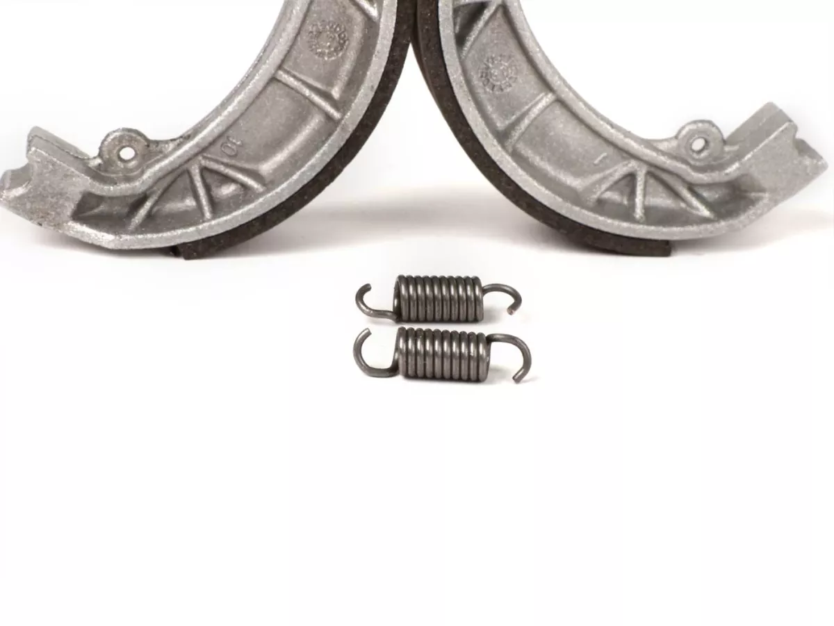 Ganasce freno -BGM PRO Ø=110x25mm- APRILIA Amico 50 ccm 1990-1991 (vh), Amico GL, GLE, LX, Sport Life, LX 50 ccm 1992 (h), Gulliver 50 ccm 1995 (h), Gulliver LC 50 ccm 1996-1997 (h), Rally 50 ccm 1995 (h), Scarabeo 4 tempi 50 ccm 2004 (h), Scarabeo 70 ccm