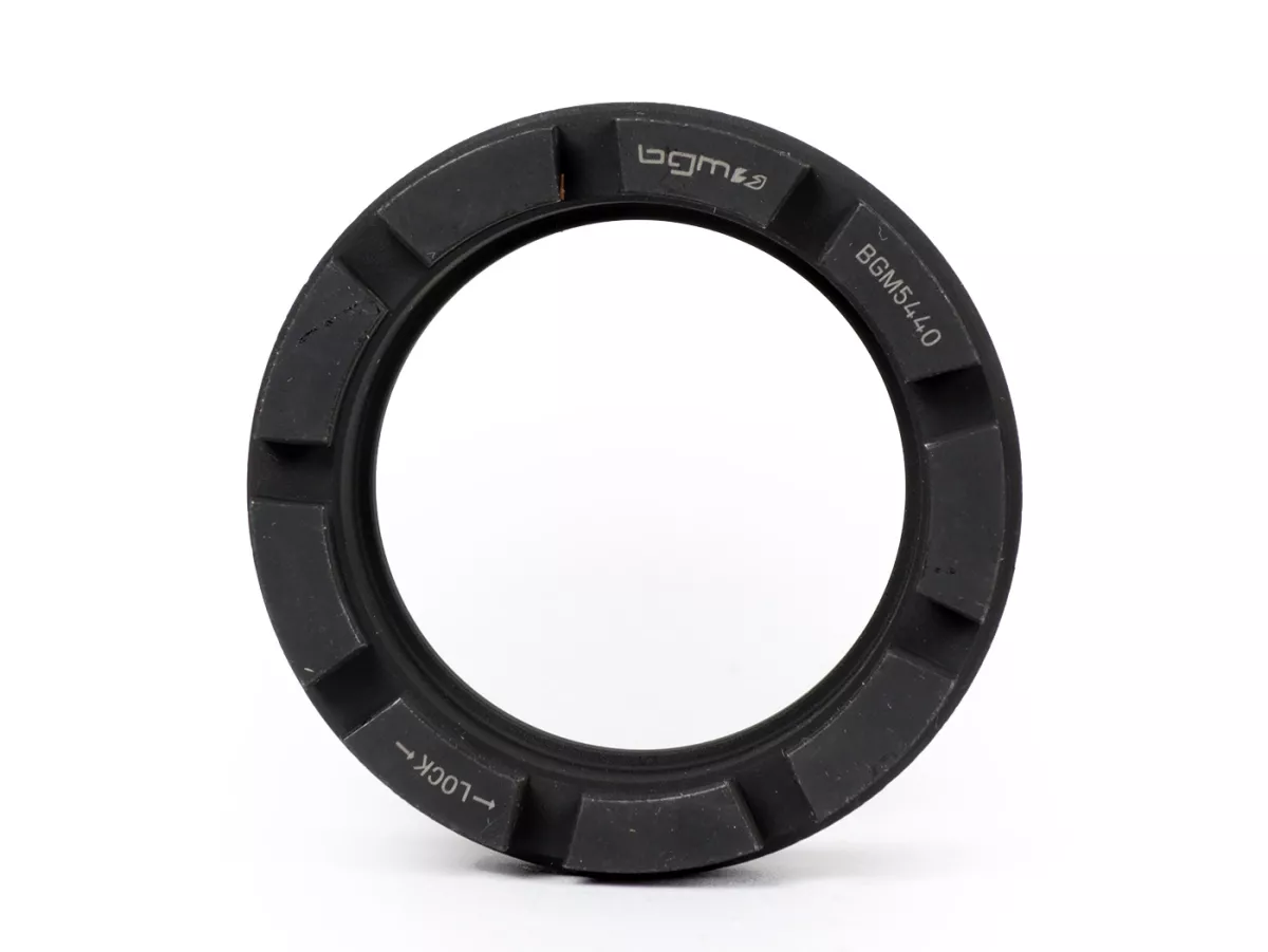 Securing castle nut for rear stroke bearing- BGM Original -VESPA Øinner=40mm, Øouter=54mm, slots=9- Vespa GS160 (VSB1T,VSB2T), SS180 (VSC1T)