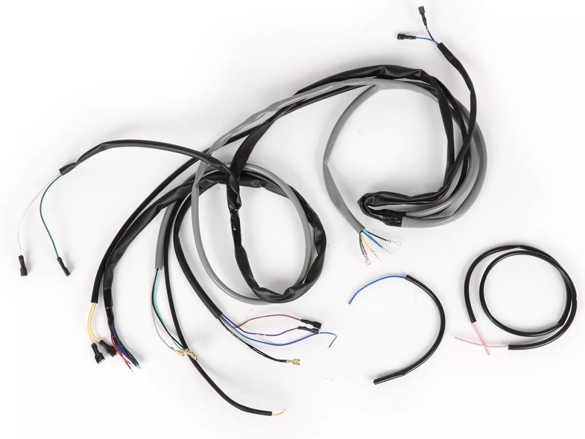 Juego de cables -BGM ORIGINAL- Vespa V50S (V5SA1T), V50 SS (V5SA2T) 50 Revival (V5R1T), SR/Sprinter (V5SS2T), 90 Racer (V9SS2T), PV125 (VMA2T) - modelos con intermitentes de manillar, luz de carretera y luz de freno