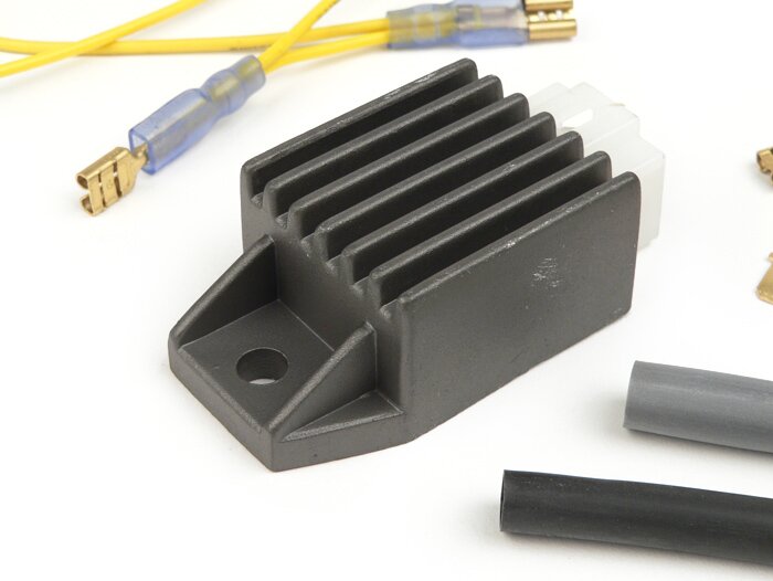 Spanningsregelaar -4-pins BGM PRO 6V AC/DC- universeel