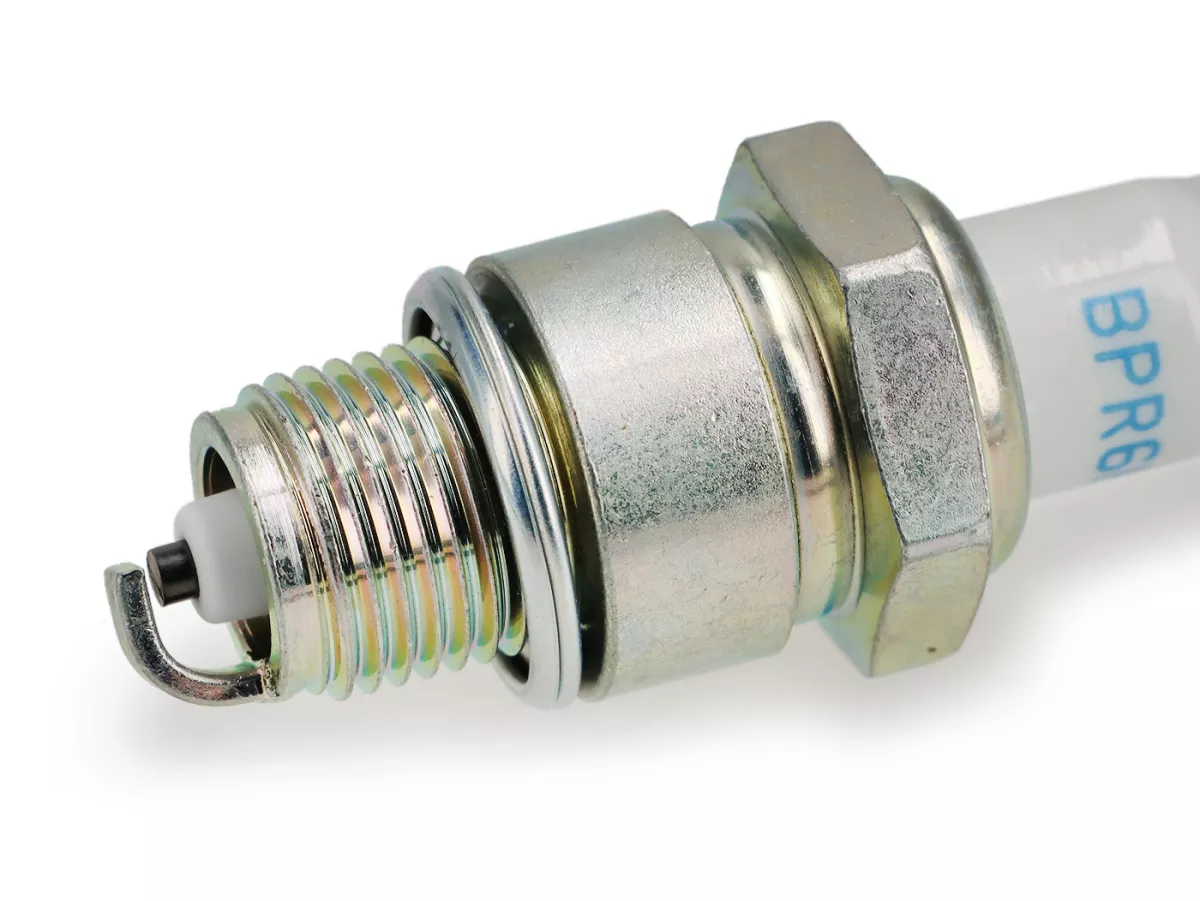 Spark plug -NGK BPR HS- BPR6HS
