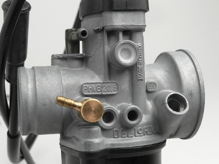 Carburatore -DELLORTO 20,5mm PHVB ED- predisposto per starter elettrico - incl. kit starter a cavo (HD=82, ND=50, MR=212 + 260FU, NA=M6 + W22, SL=40) - AW=28mm