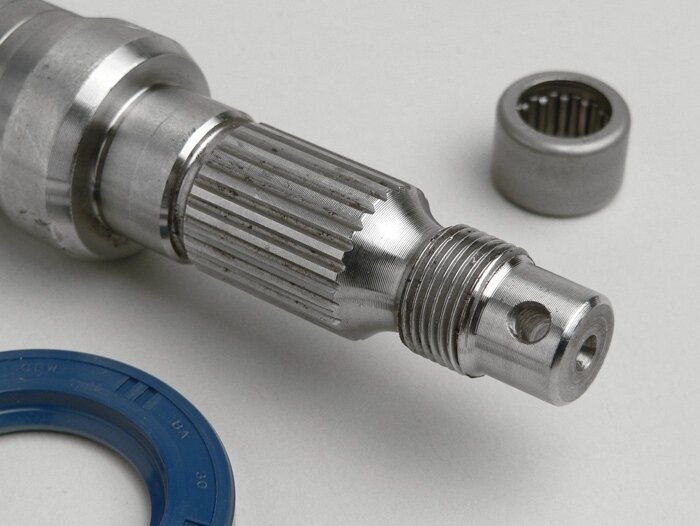 Achterwiel as set -OEM KWALITEIT- Piaggio 50 ccm 2-takt - 148mm