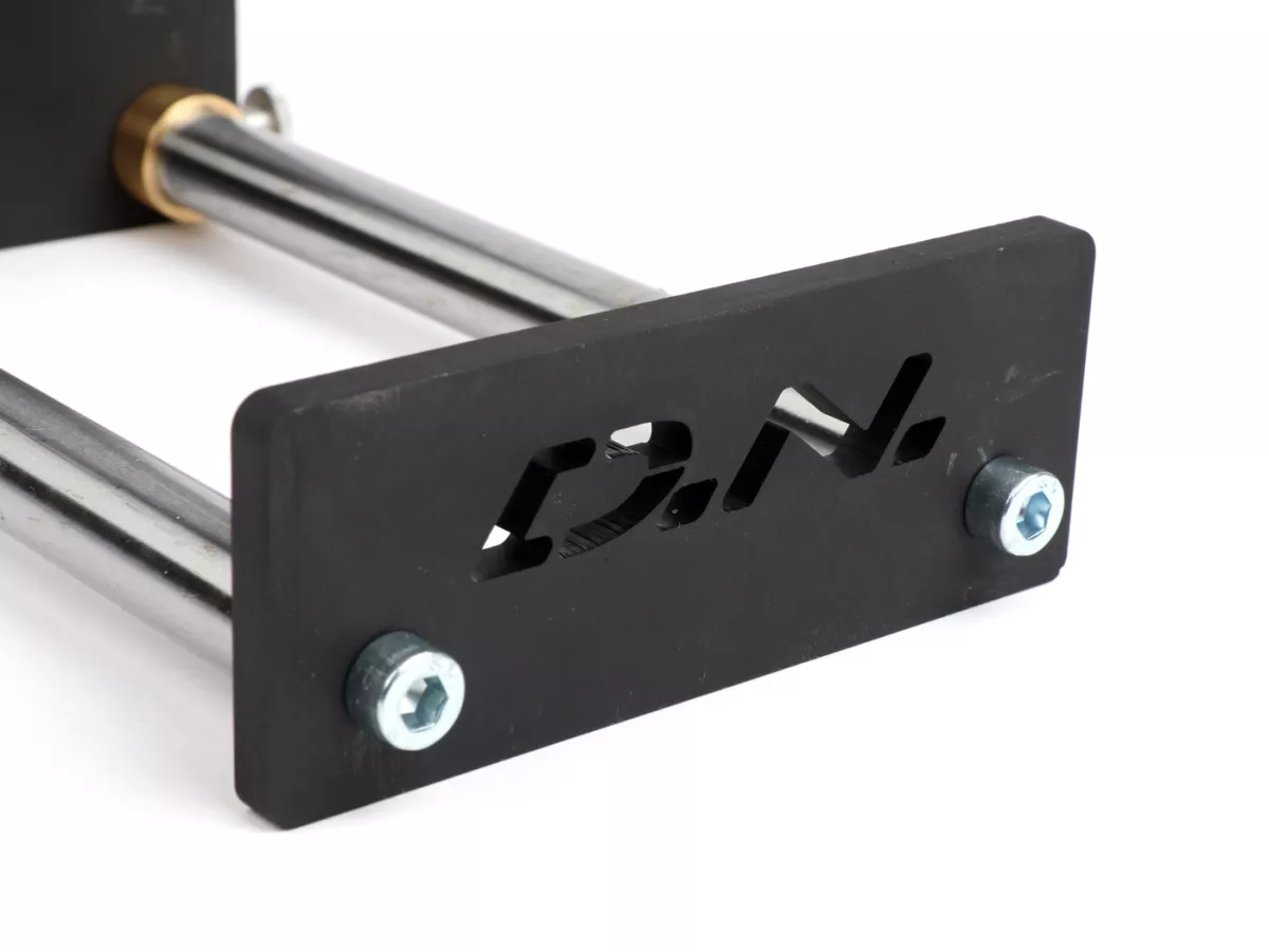 Soporte de equilibrado -D.N. Performance CAT350- utilizado para medir la concentricidad de cigüeñales (motores de 2 y 4 tiempos / 1 y 2 cilindros)