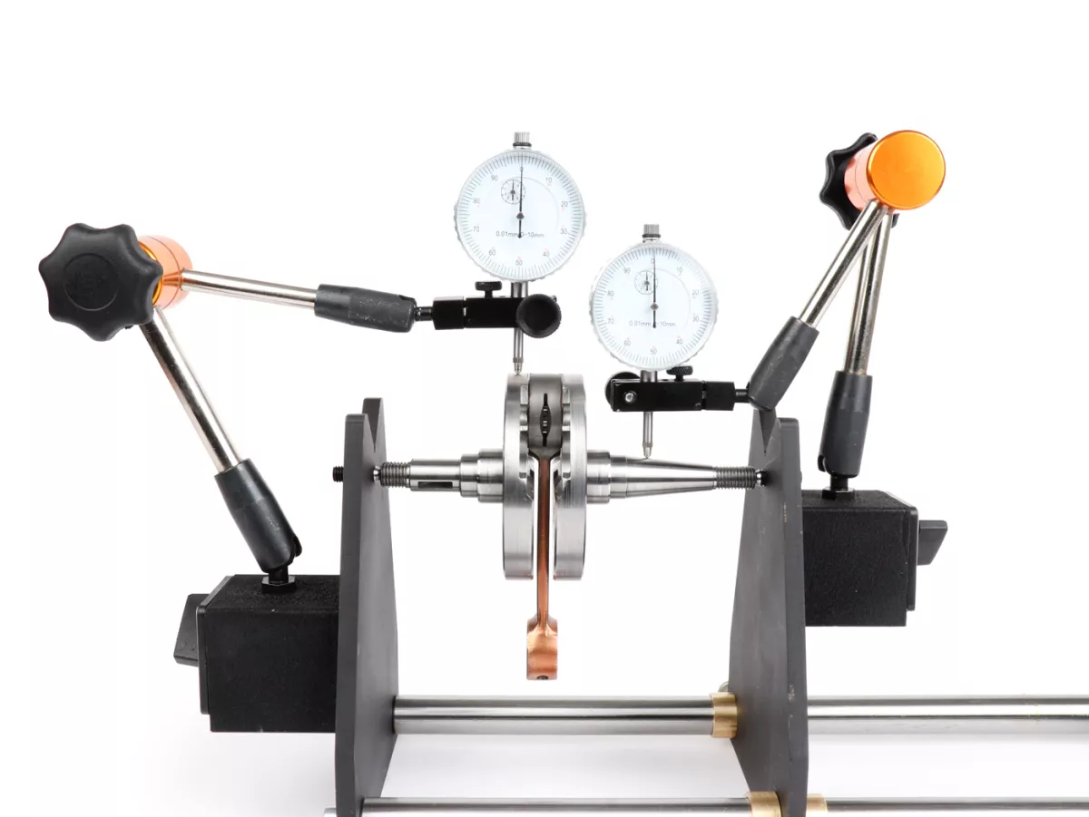 Soporte de equilibrado incl. relojes comparadores -D.N. Performance CAT350- para medir la concentricidad de cigüeñales (motores de 2 y 4 tiempos / 1 y 2 cilindros)