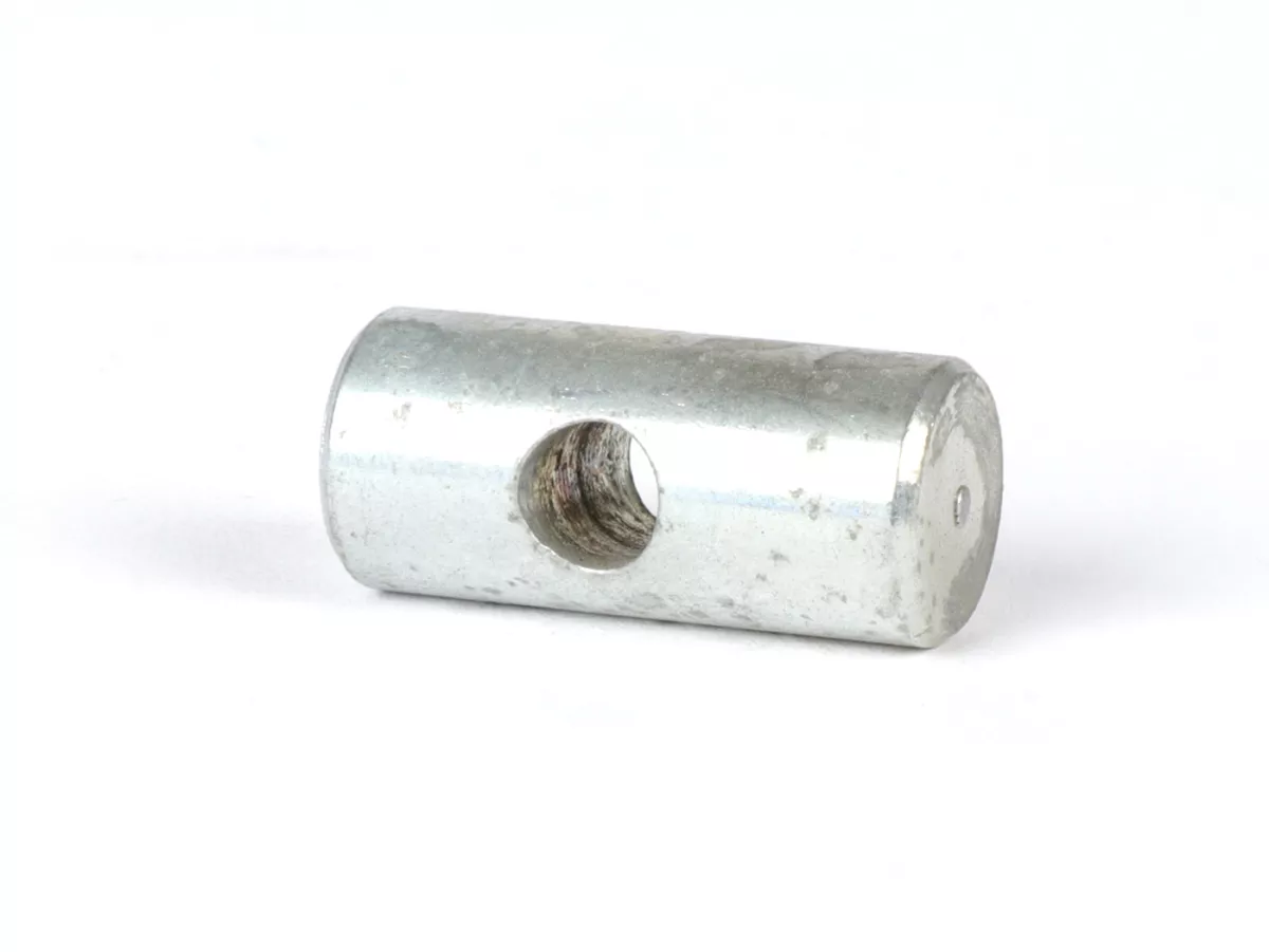 Barrel met gat voor accuspanriem -CASA LAMBRETTA- Lambretta DL/GP 125, DL/GP 150, DL/GP 200, TV 175 (serie 3), TV 200, SX 200