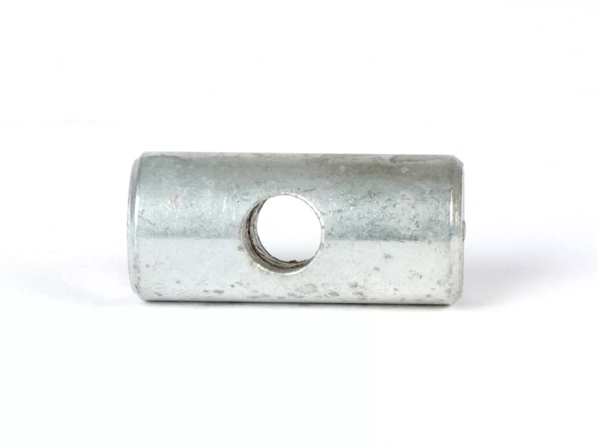 Barrel met gat voor accuspanriem -CASA LAMBRETTA- Lambretta DL/GP 125, DL/GP 150, DL/GP 200, TV 175 (serie 3), TV 200, SX 200