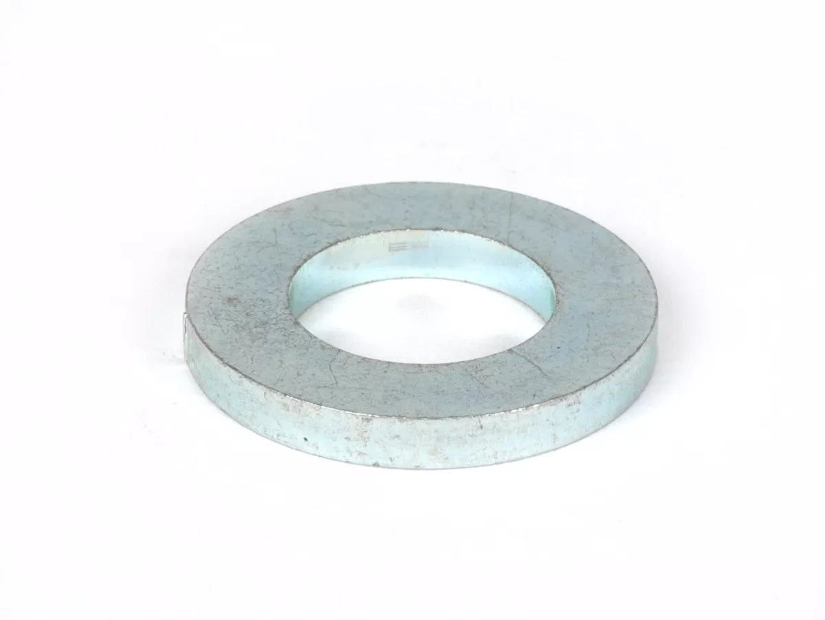 Washer under the engine bolt nut -CASA LAMBRETTA- Lambretta J 50, J 50 De Luxe, J 50 Special, J 100 Cento, J 125, Lui 50 C/CL, Lui 75 S/SL