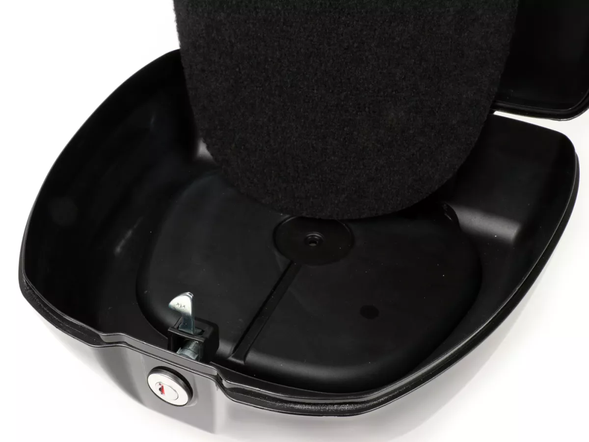 Top case - PIAGGIO Vespa- 32l - black (XN2_black cosmo 98/A) - Vespa Primavera 50 (ZAPC53100, ZAPC53200), Vespa Primavera 125 (ZAPM81100), Vespa Primavera 150 (ZAPM81200), Vespa Sprint 50 (ZAPC53101, ZAPC53201), Vespa Sprint 125 (RP8M82111, ZAPM81300, ZAP