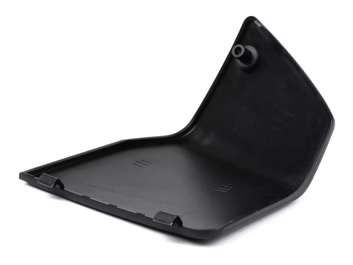 Inner leg shield flap, lhs -PIAGGIO- Vespa GTS 125 (ZAPMD3202, ZAPMD3203), Vespa GTS 300 HPE (ZAPMD3103, ZAPMD3104)