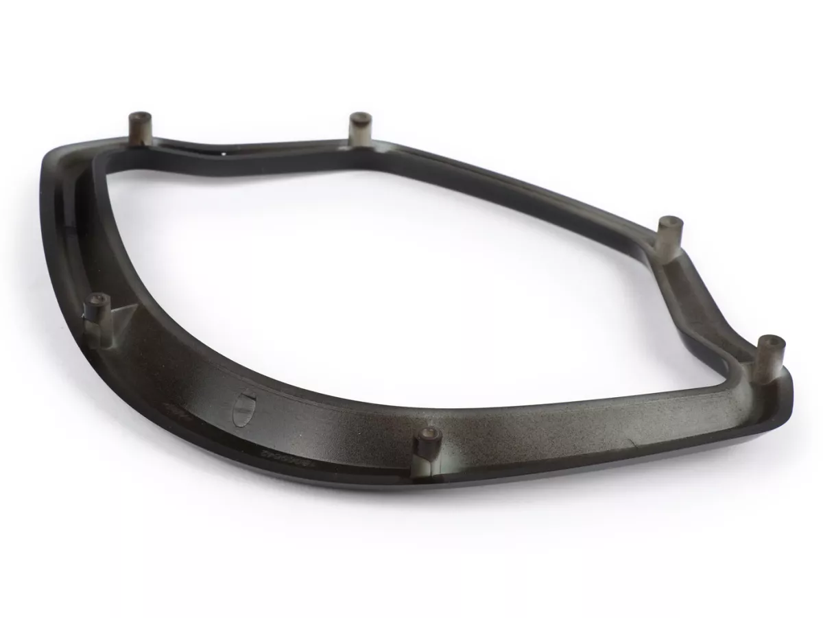 Speedo bezel, shiny black -PIAGGIO, Super Sport, Super- Vespa GTS 125 (ZAPMD3202, ZAPMD3203), Vespa GTS 300 HPE (ZAPMD3103, ZAPMD3104)
