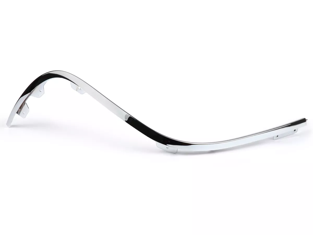 Leg shield beading lhs, chrome -PIAGGIO- Vespa GTS 125 (ZAPMD3202, ZAPMD3203), Vespa GTS 300 HPE (ZAPMD3103, ZAPMD3104)