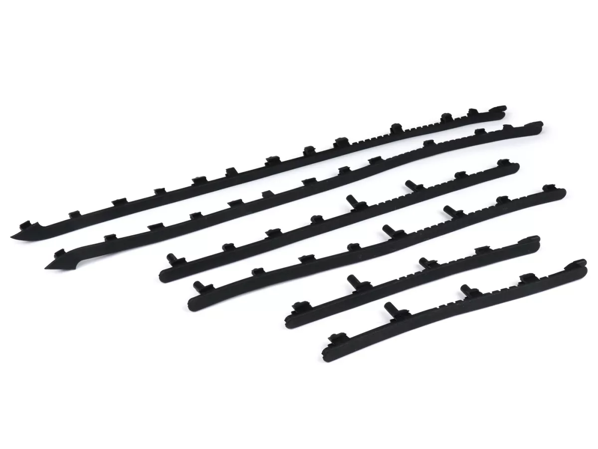 Set strisce battistrada, nero -PIAGGIO- Vespa GTS 125 (ZAPMD3202, ZAPMD3203), Vespa GTS 300 HPE (ZAPMD3103, ZAPMD3104)
