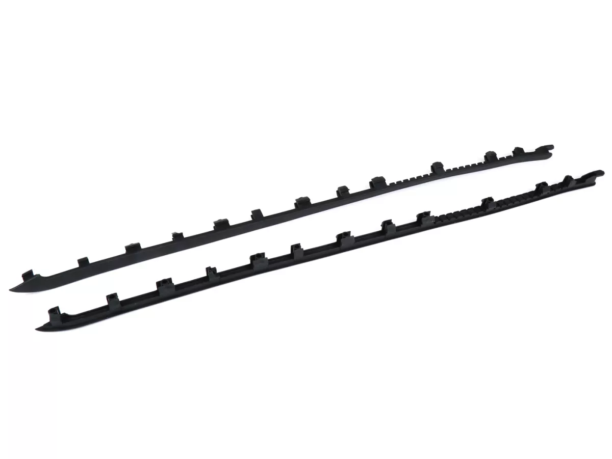Set strisce battistrada, nero -PIAGGIO- Vespa GTS 125 (ZAPMD3202, ZAPMD3203), Vespa GTS 300 HPE (ZAPMD3103, ZAPMD3104)