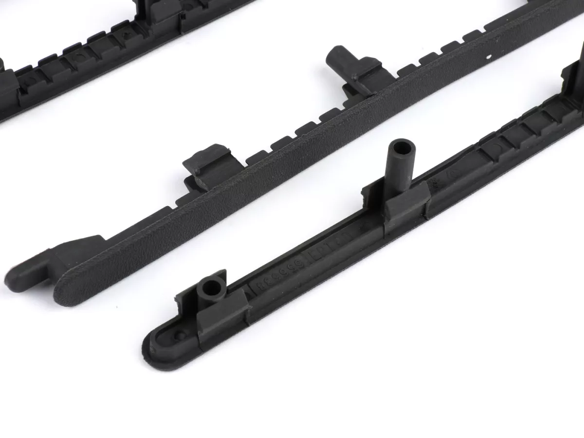 Set strisce battistrada, grigio -PIAGGIO- Vespa GTS 125 (ZAPMD3202, ZAPMD3203), Vespa GTS 300 HPE (ZAPMD3103, ZAPMD3104)
