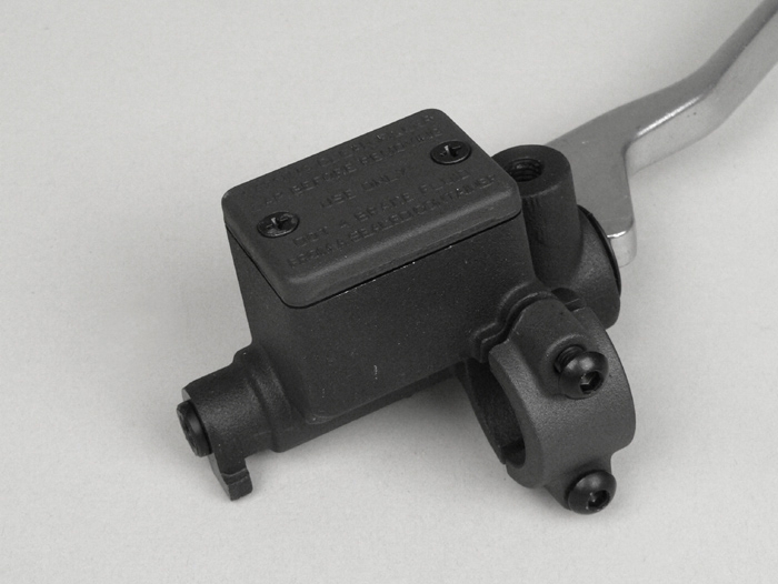 Brake master cylinder -PIAGGIO- rhs (used for Gilera Runner FX-FXR (ZAPM07, ZAPM08), Runner VX-VXR (ZAPM24), Fly (LBMC44, LBMM53, LBMM57, ZAPC42, ZAPC44, ZAPM42), Hexagon LX-LXT (ZAPM05), (ZAPM06))
