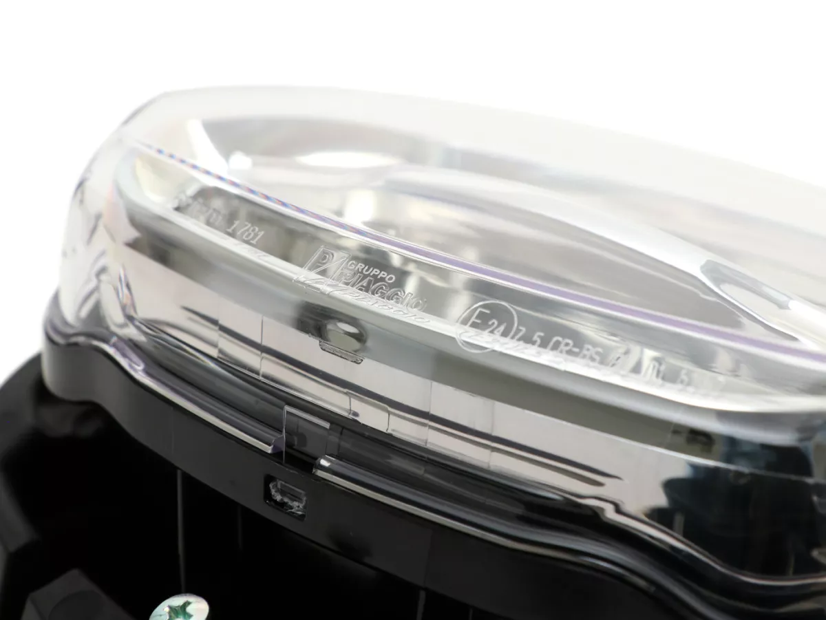 Faro delantero LED -PIAGGIO- Vespa Sprint 125 (ZAPMA1300, ZAPMA1301, ZAPMD1101), Vespa Sprint 150 (ZAPMA1400, ZAPMA1401, ZAPMD1201), Vespa Sprint 50 (ZAPCA0101, ZAPCA0103, ZAPCA0201, ZAPCA0203, ZAPCD0101, ZAPCD0201)