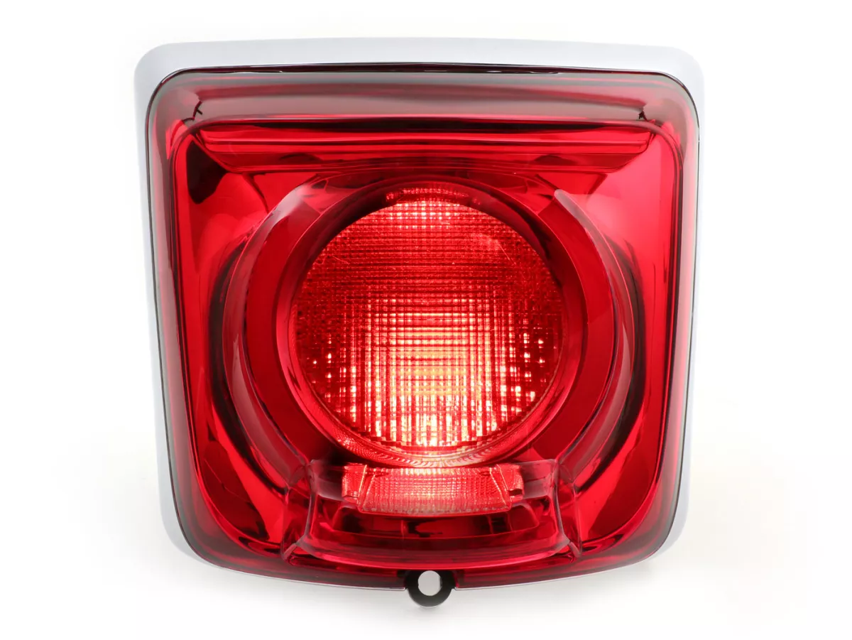 Feu arrière -PIAGGIO- Vespa GTS 125 (ZAPMA3700), Vespa GTS HPE 300 (ZAPMA3600, ZAPMD310), Vespa GTS Super 125 (ZAPMA3700), Vespa GTS Super HPE 300 (ZAPMA360, ZAPMD3100), Vespa GTV HPE 300 (ZAPMA3602, ZAPMA362, ZAPMD3102)