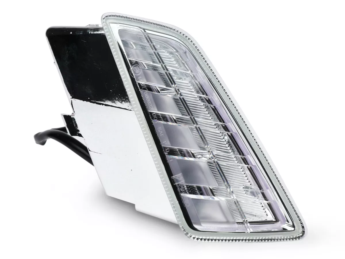 Blinkers, vit, fram, höger -PIAGGIO, LED- Vespa GTS 125 (ZAPMD3202, ZAPMD3203), Vespa GTS 300 HPE (ZAPMD3103, ZAPMD3104)
