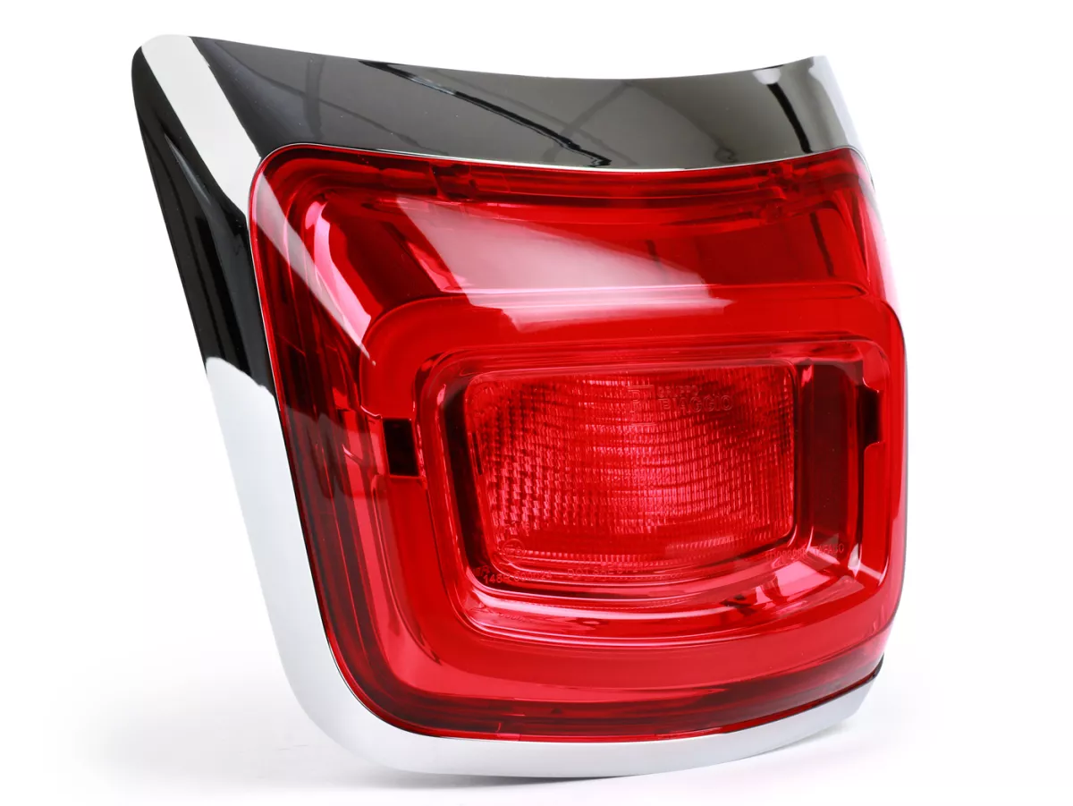 Taillight -PIAGGIO- Vespa GTS 125-310 Keyless - Chrome