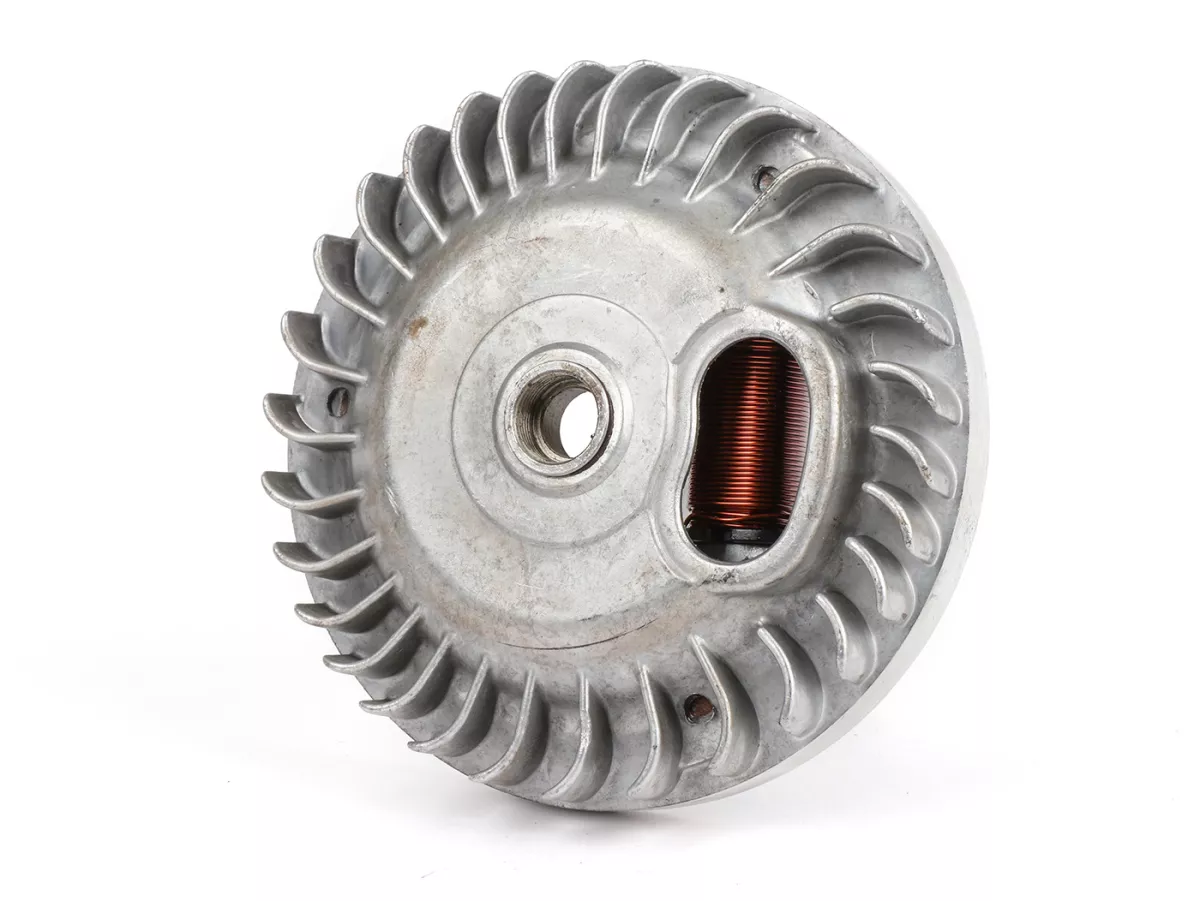 Roue polaire - Roue de ventilateur -PIAGGIO- Piaggio, Vespa Ciao, SI, Bravo, Boxer, Grillo - Allumage par contact avec bobines d'alimentation
