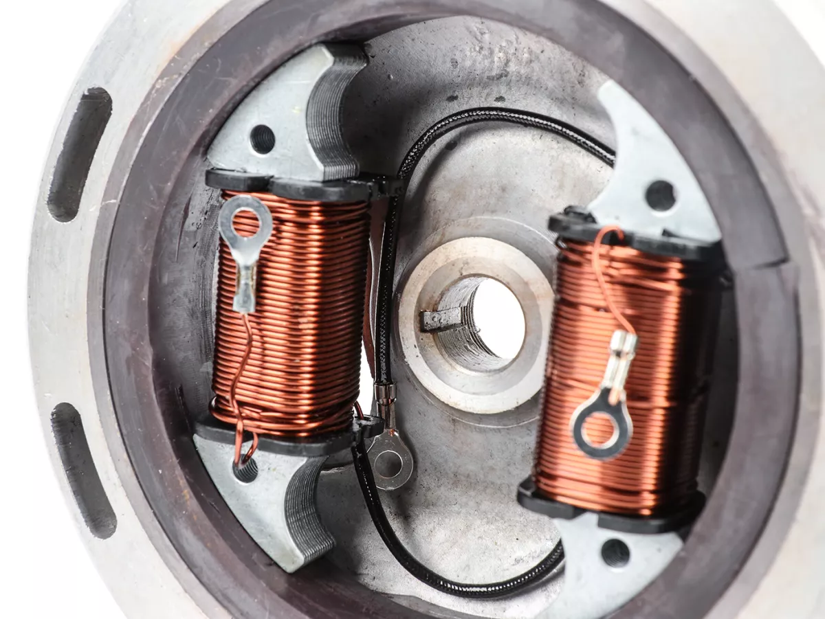 Roue polaire - Roue de ventilateur -PIAGGIO- Piaggio, Vespa Ciao, SI, Bravo, Boxer, Grillo - Allumage par contact avec bobines d'alimentation