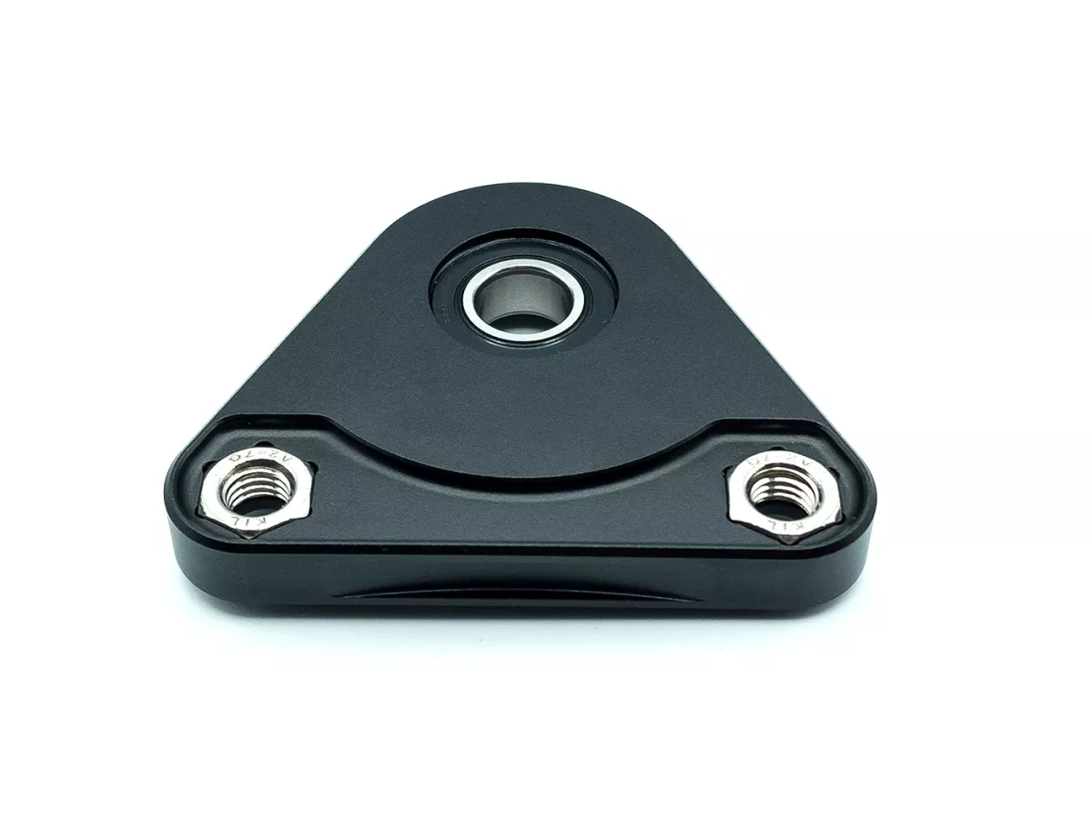 Bearing plate triangle rear wheel -MC PROPARTS- Piaggio Bravo, Ciao, Si CNC Aluminium -Black-.