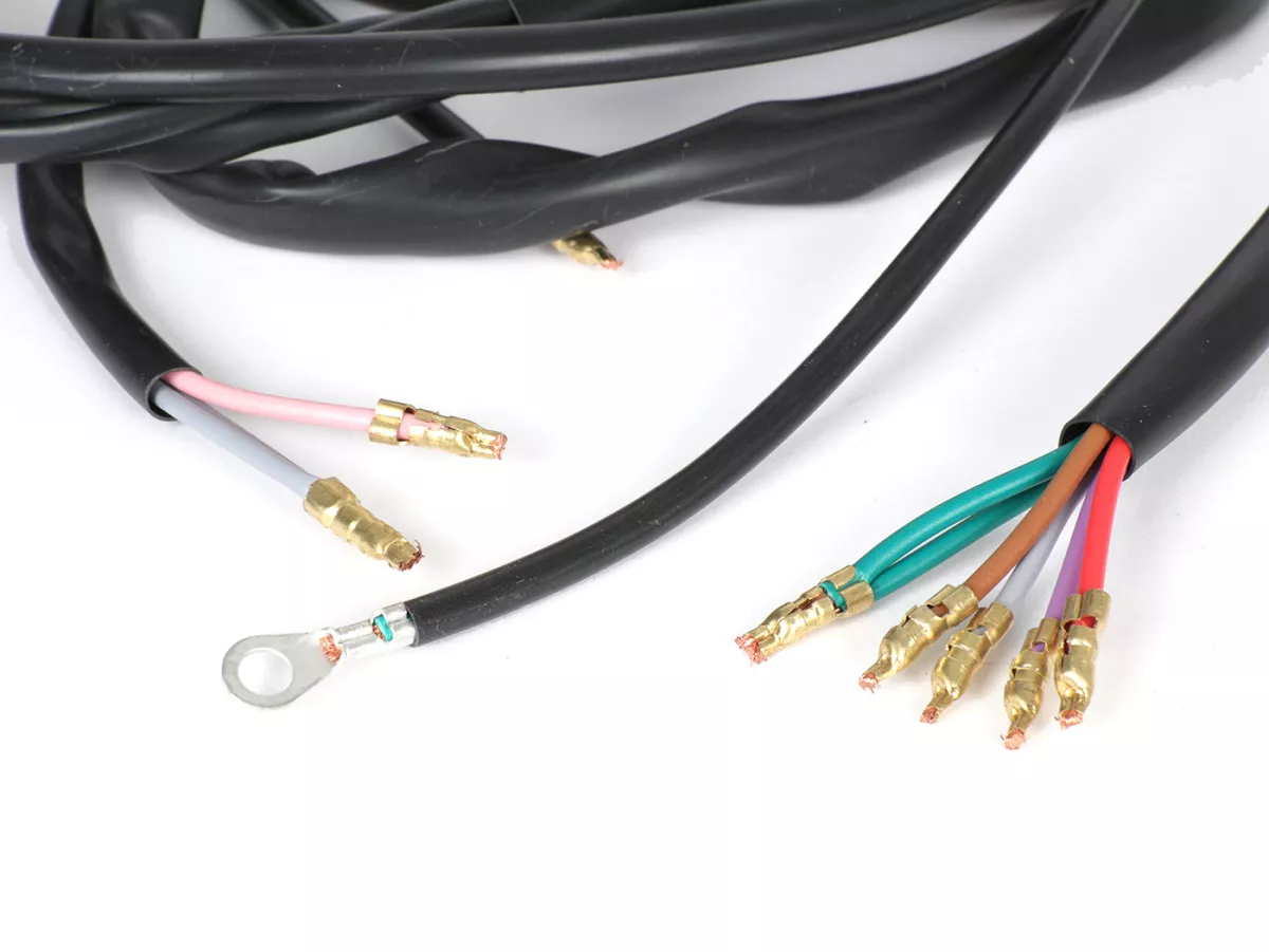Mazo de cables CC, negro -CASA LAMBRETTA- Lambretta DL/GP 125 (con batería), DL/GP 150 (con batería), DL/GP 200 (con batería)