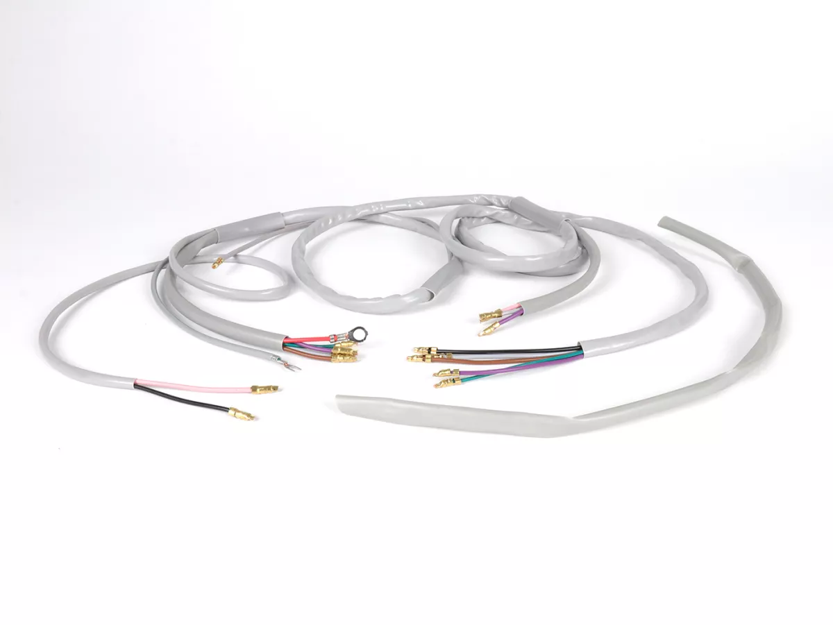 Mazo de cables de CC (con batería) para el interruptor de la luz de freno de 3 orificios -CASA LAMBRETTA- Lambretta LI 150 (Serie 2), TV 175 (Serie 2)