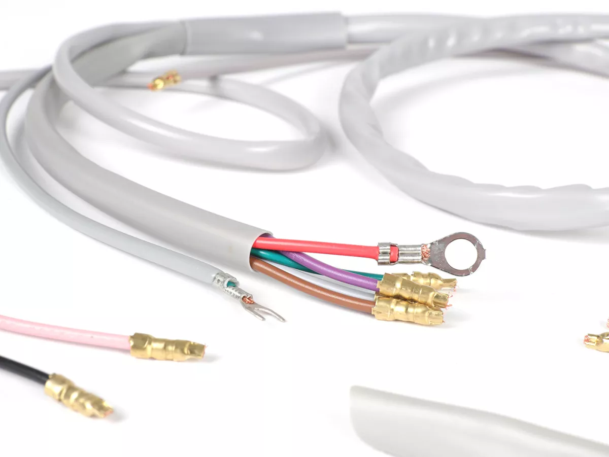 Mazo de cables de CC (con batería) para el interruptor de la luz de freno de 3 orificios -CASA LAMBRETTA- Lambretta LI 150 (Serie 2), TV 175 (Serie 2)