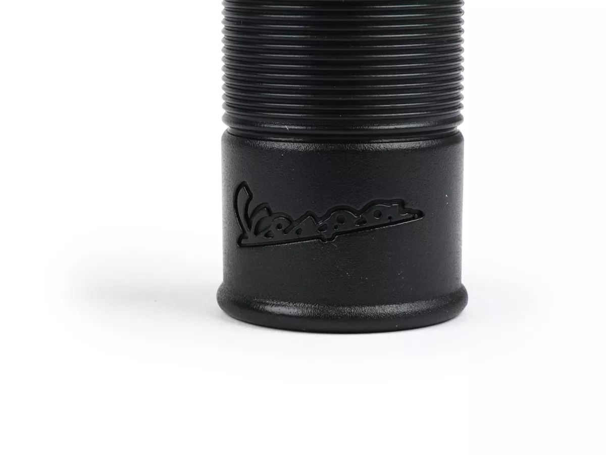 Empuñadura izquierda de goma, negra (con inscripción Vespa) -PIAGGIO- Vespa GTS 125 (ZAPMD3202, ZAPMD3203), Vespa GTS 300 HPE (ZAPMD3103, ZAPMD3104)