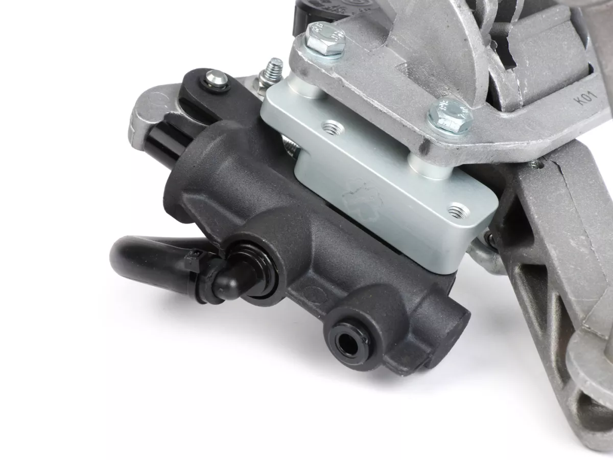 Rempedaalset -CRIMAZ hydraulisch- Vespa PX, PX Lusso, PX 98, PX My, PX 2011, T5 125cc, PK S, PK XL, PK XL2, ET3 (vanaf nr. 52721), V50 R (vanaf nr. 914748), V50 S (vanaf nr. 79735)