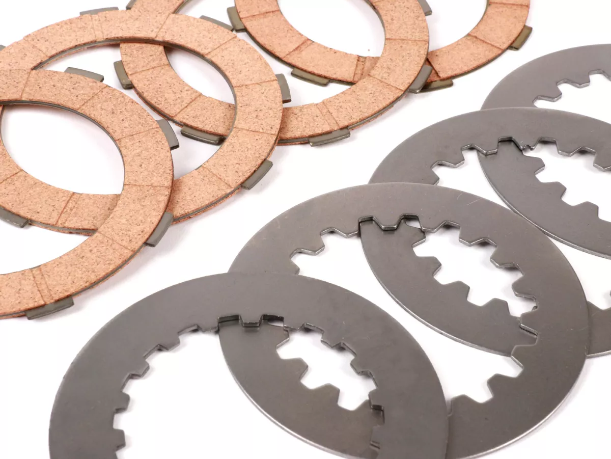 Clutch friction plate set incl. steel plates incl. 8 springs -FERODO 'Standard' Vespa Cosa2- suitable for standard clutch basket of Vespa Cosa2/FL (1992-), PX (1995-), Superstrong, Scooter & Service, MMW, Ultrastrong - 4 plates