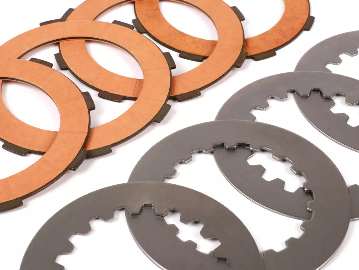Clutch friction plate set incl. steel plates incl. 8 springs -FERODO 'Race 'High Performance Carbon' Vespa Cosa2- suitable for standard clutch basket of Vespa Cosa2/FL (1992-), PX (1995-), Superstrong, Scooter & Service, MMW, Ultrastrong - 4 plates