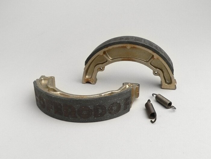 Brake shoes -FERODO Ø=130x25mm- ITALJET Velocifero (f), HONDA Helix 250 CN, PEUGEOT Elyseo 125