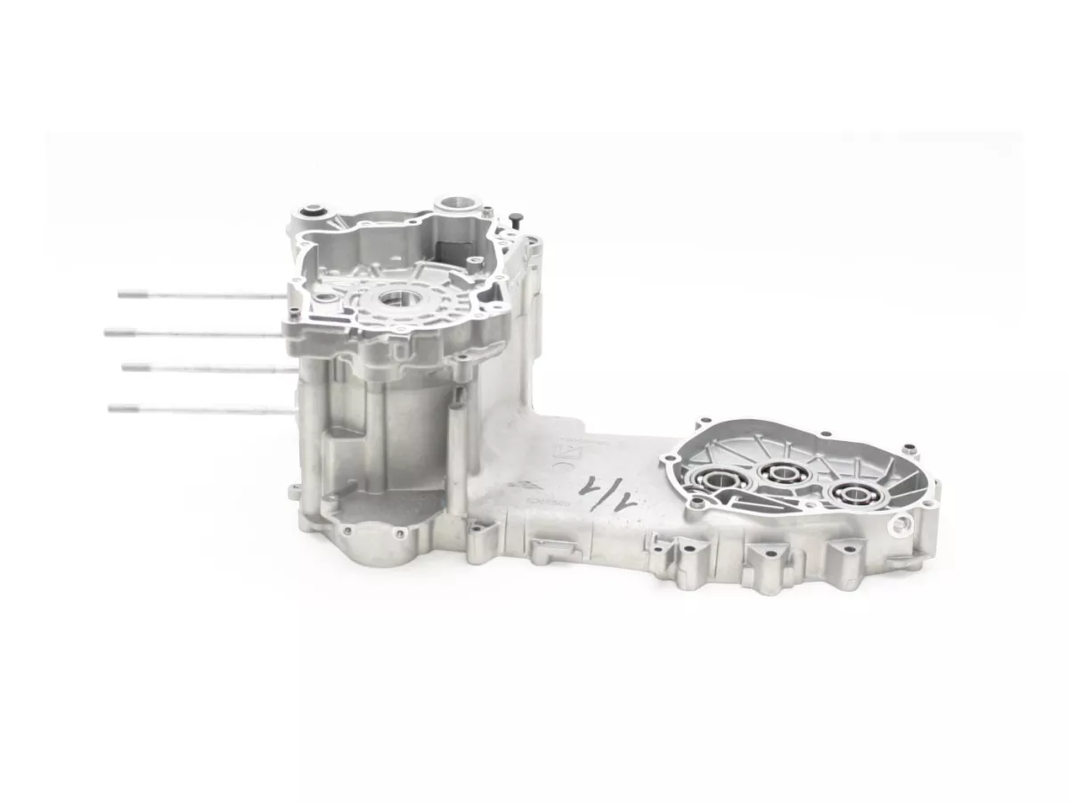 Engine casing -PIAGGIO, category 1- Vespa GTS HPE 300 (ZAPMA3600, ZAPMD310), Vespa GTS Super HPE 300 (ZAPMA360, ZAPMD3100), Vespa GTV HPE 300 (ZAPMA3602, ZAPMA362, ZAPMD3102), Piaggio MP3 HPE 300 (ZAPTA2100, ZAPTD2100)