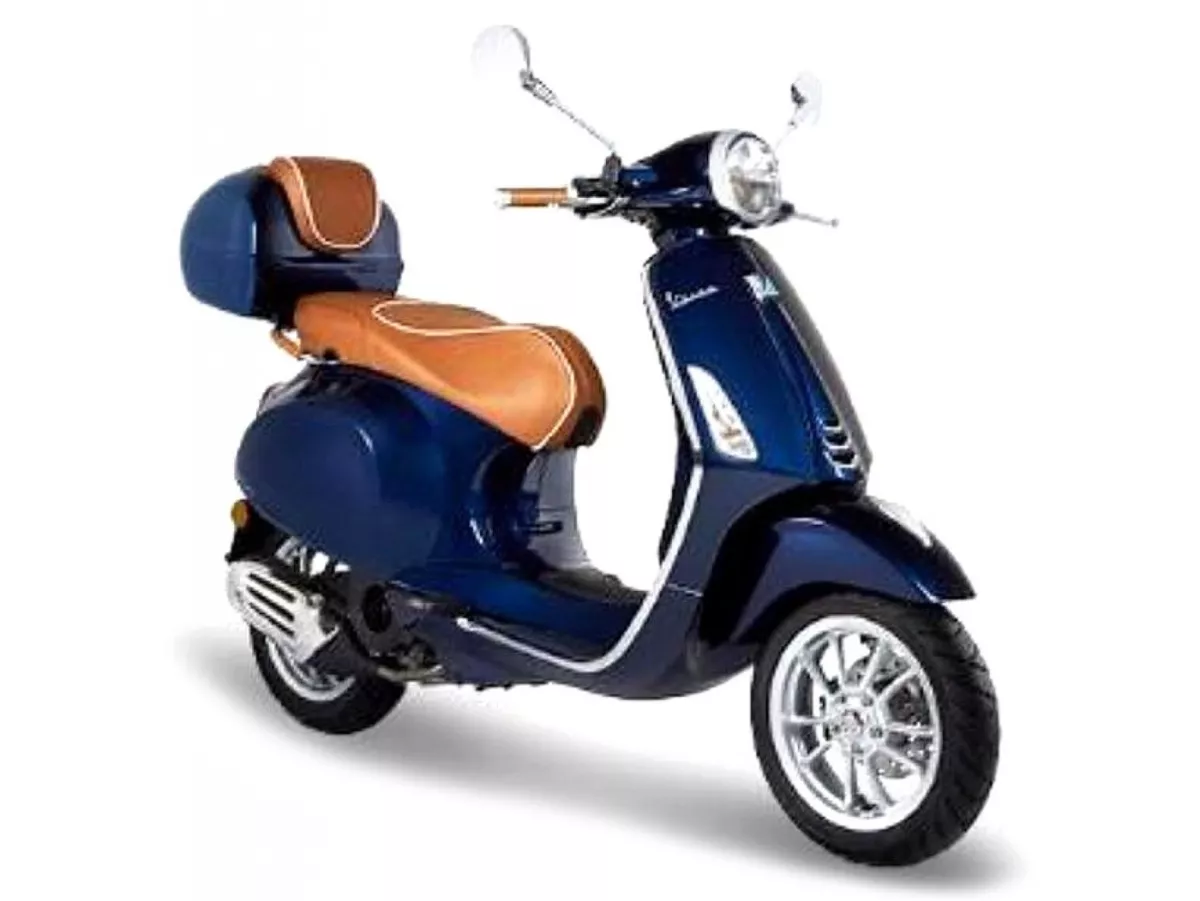 Banco de asiento -PIAGGIO Banco de asiento doble de lujo de cuero, marrón claro, ribete blanco- Vespa Primavera 125 (ZAPM81100, ZAPM81101, ZAPMA1100, RP8M82500, RP8M82821, RP8M82100, RP8M82310, ZAPMA1101, ZAPMD1100), Vespa Primavera 150 (ZAPM81200, ZAPMA1