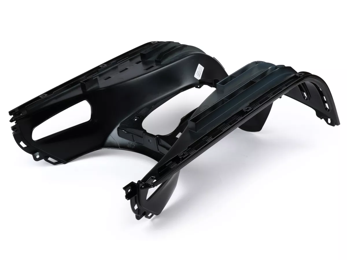 Footboard -PIAGGIO- Vespa GTS 125 (ZAPMD3200), Vespa GTS HPE 300 (ZAPMA3600, ZAPMD310), Vespa GTS Super 125 (ZAPMD3200), Vespa GTS Super HPE 300 (ZAPMD3100, ZAPMD3101), Vespa GTV HPE 300 (ZAPMD3102)