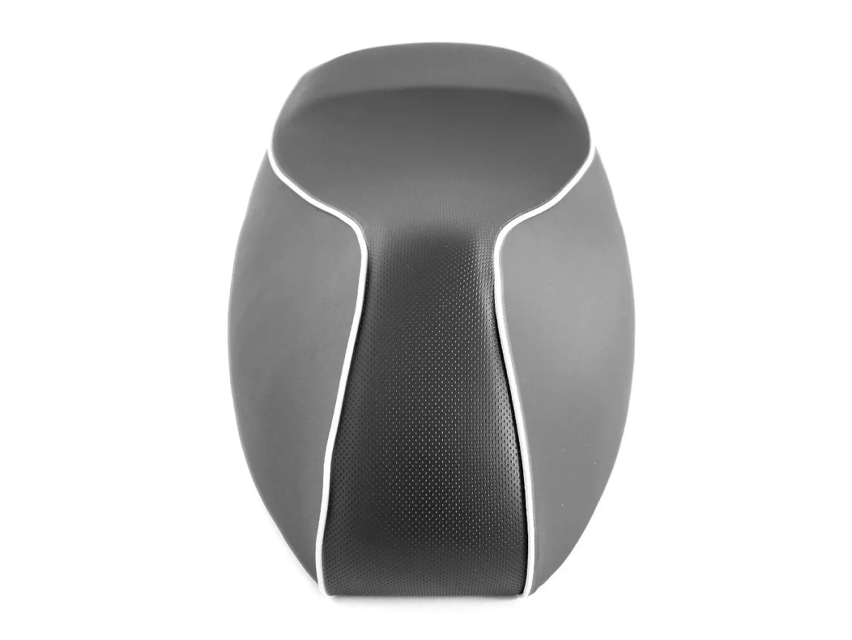 Sits -PIAGGIO (2017-)- Vespa GTS HPE, GTS Super 125-300cc - svart, vit piping